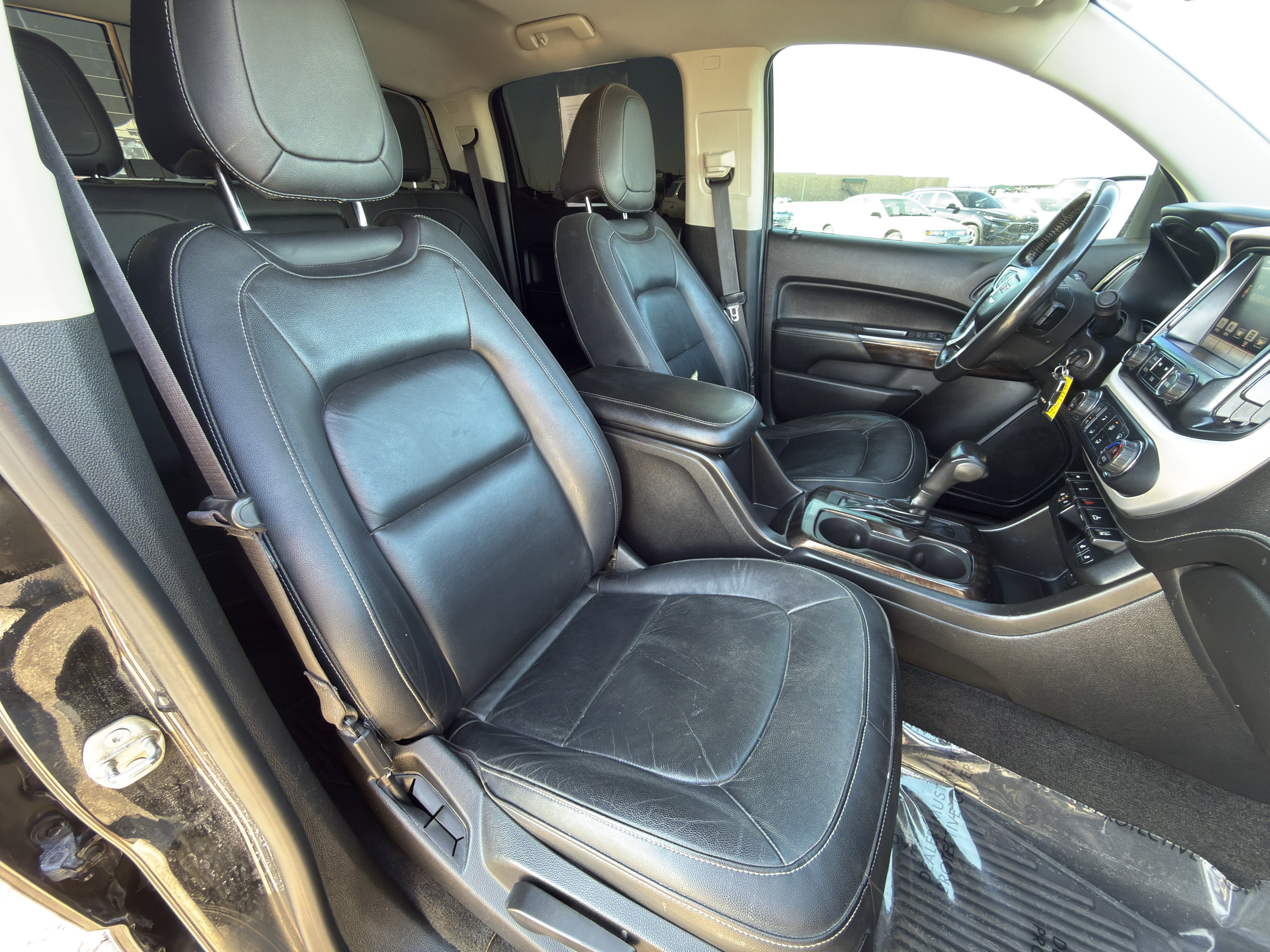 Used 2016 GMC Canyon SLT w/ Driver Alert Package image 12