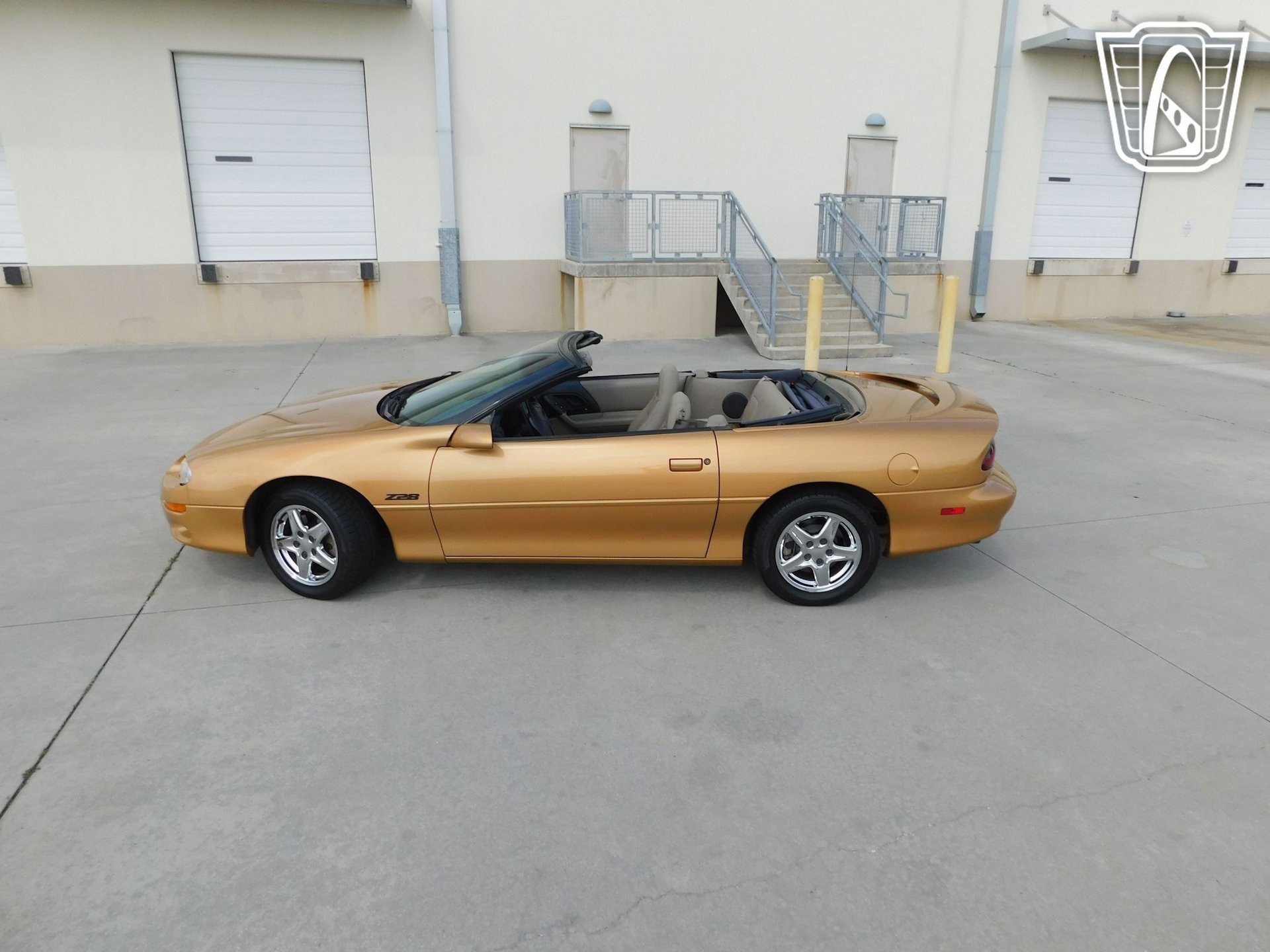 Used 1998 Chevrolet Camaro Z28 RWD image 22