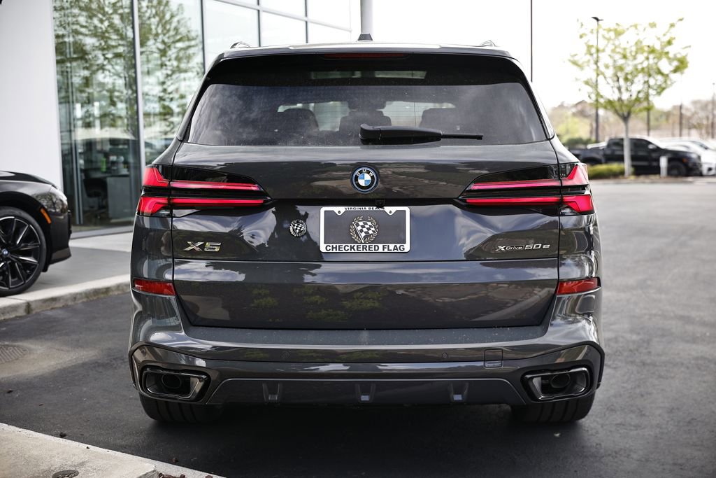 New 2026 BMW X5 xDrive50e w/ Executive Package AWD/4WD image 10