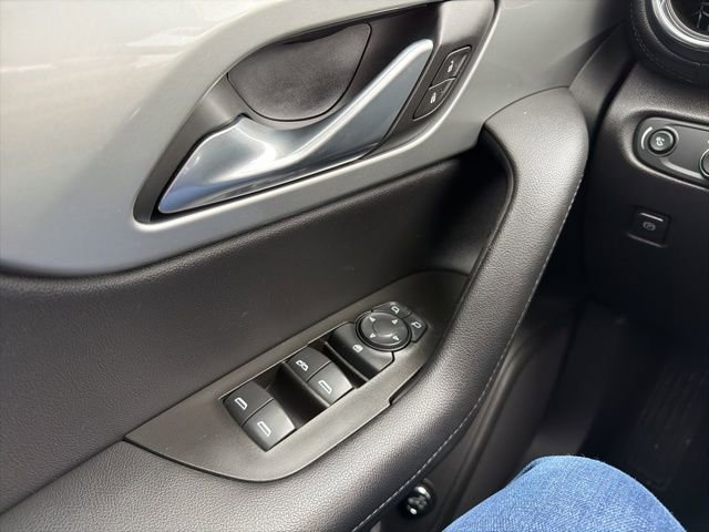 Used 2019 Chevrolet Blazer LT w/ Sun and Wheels Package image 16