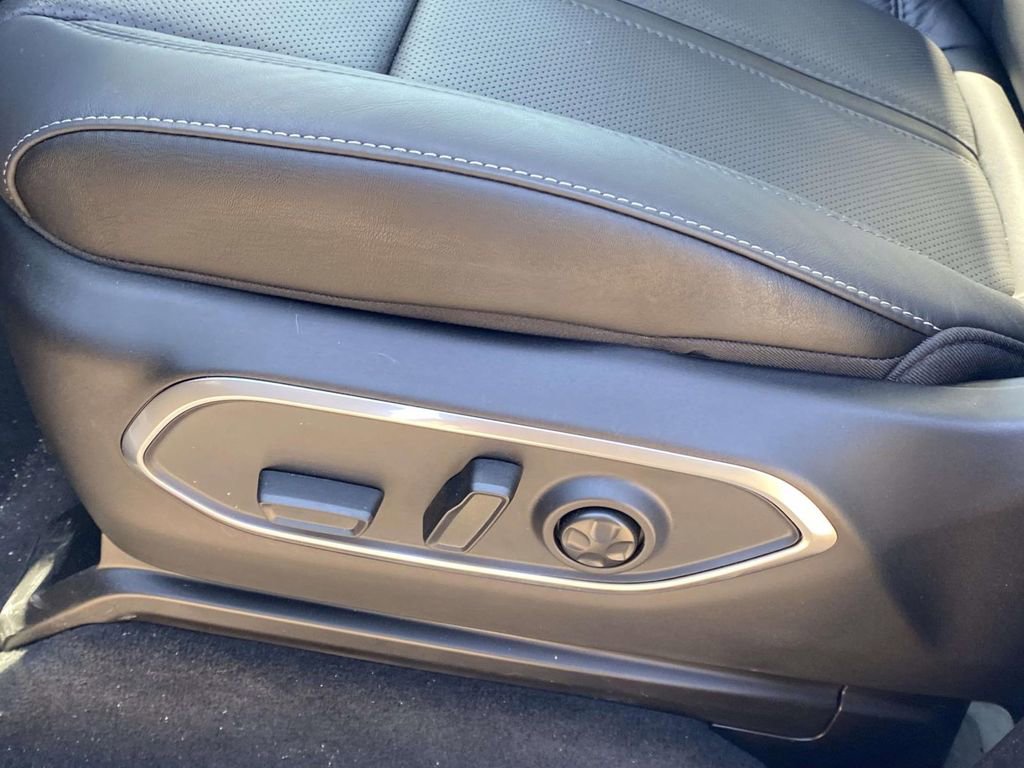 New 2026 Jeep Grand Wagoneer Limited w/ Premium Group II image 40