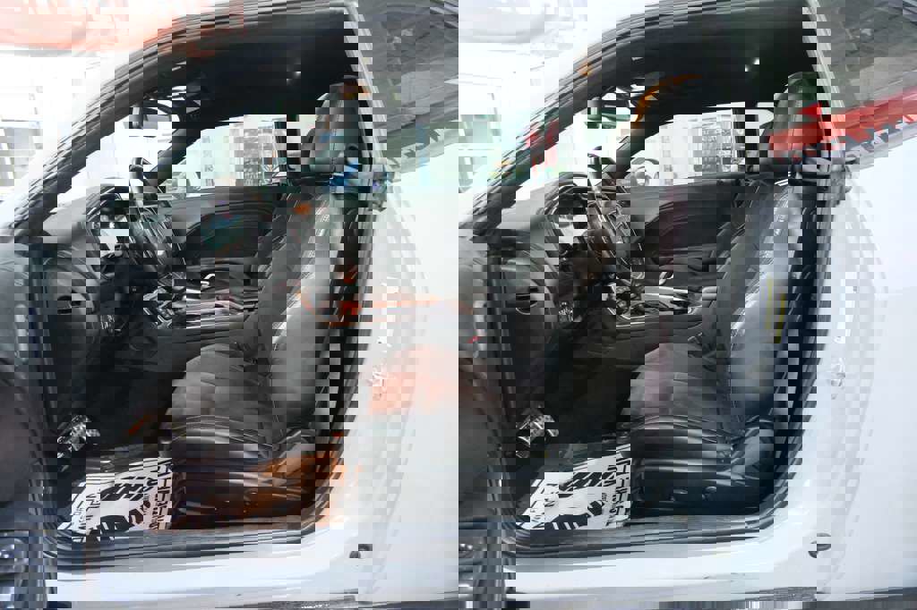 Used 2022 Dodge Challenger GT w/ Plus Package image 16