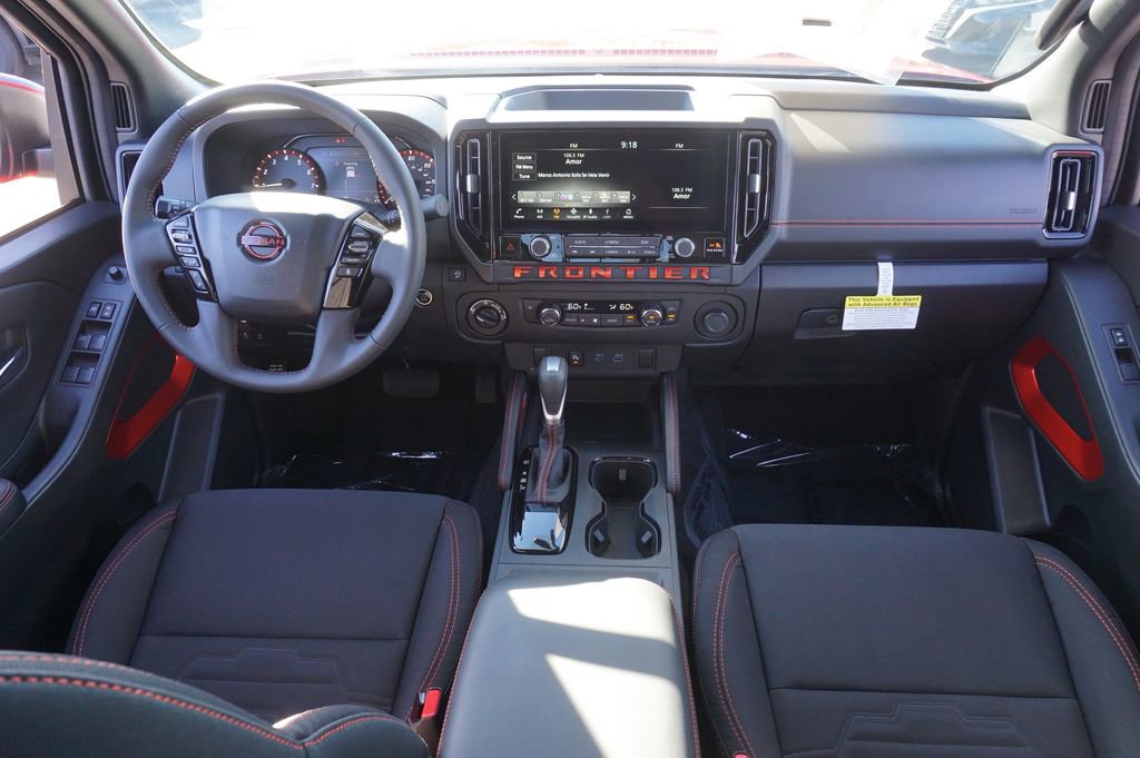 Certified 2025 Nissan Frontier PRO-4X AWD/4WD image 11