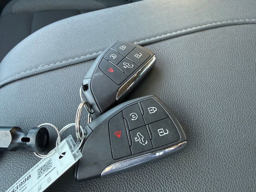 Used 2024 Chevrolet Silverado 3500 LT w/ Convenience Package image 30