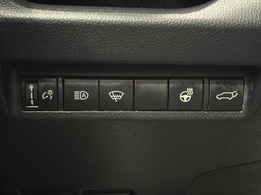 Used 2019 Toyota RAV4 XLE w/ Convenience Package AWD/4WD image 23