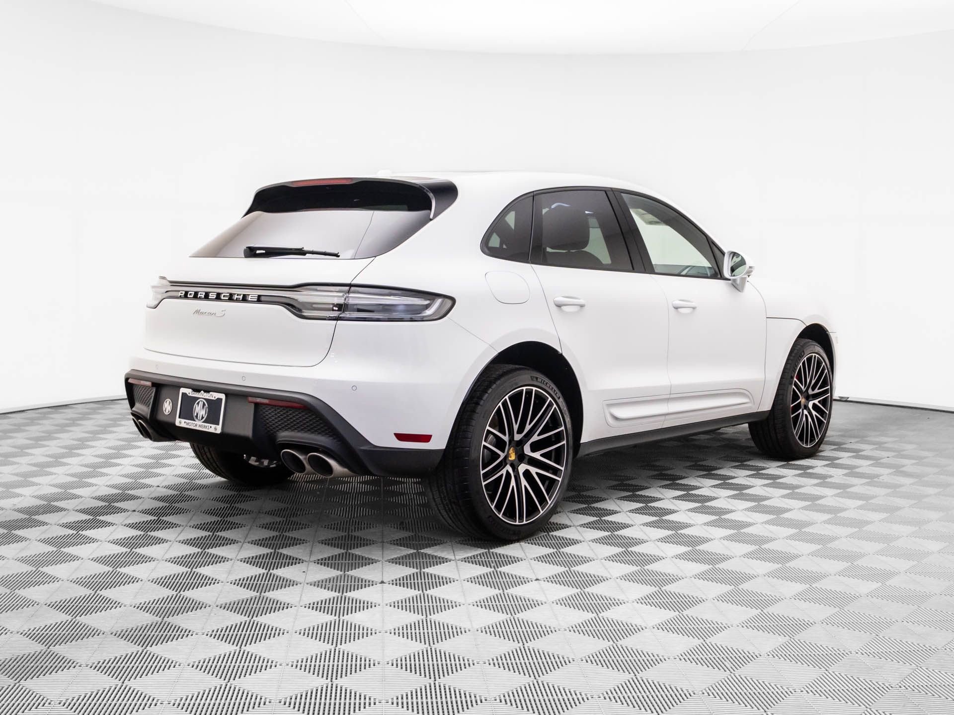 New 2026 Porsche Macan S image 3