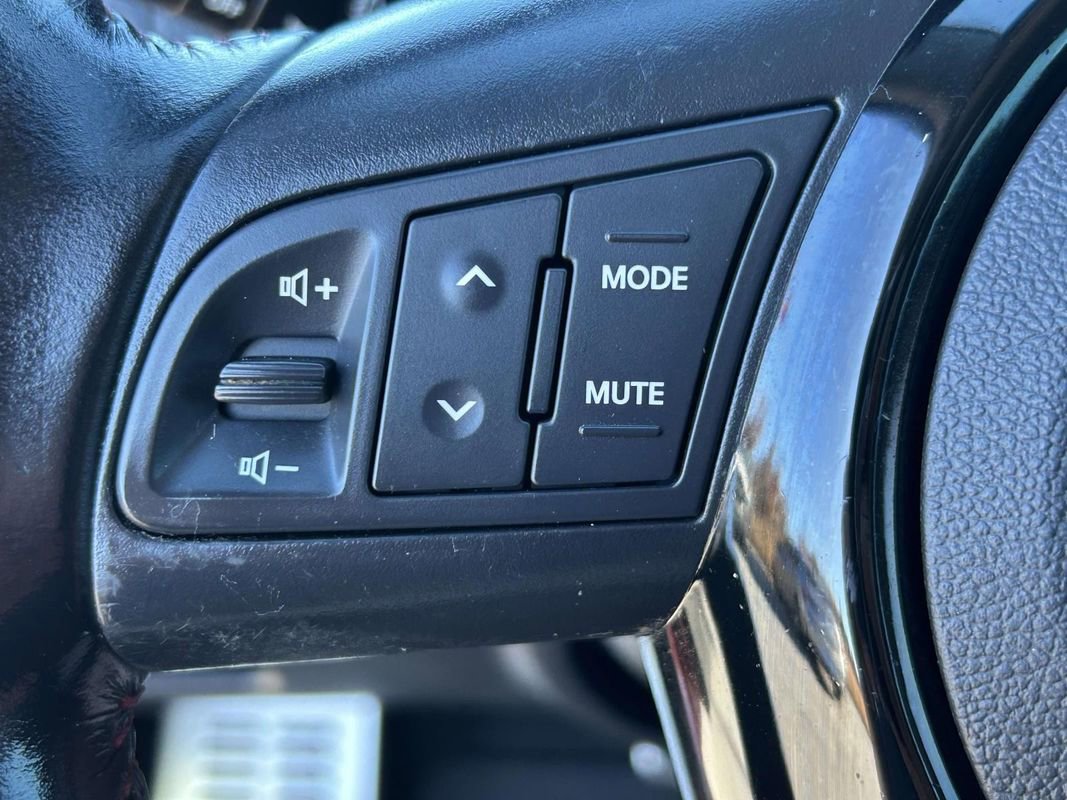 Used 2013 Kia Forte SX w/ Leather Pkg image 21