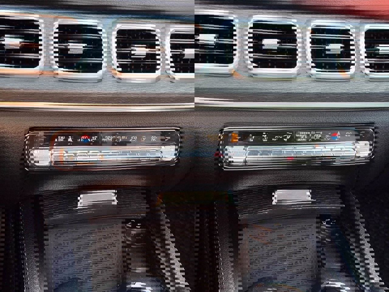 Used 2020 Mercedes-Benz GLS 450 4MATIC image 20