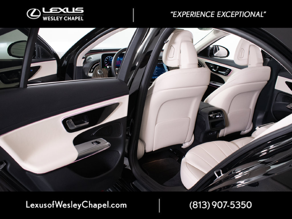 Used 2025 Mercedes-Benz E 350 4MATIC Sedan image 15