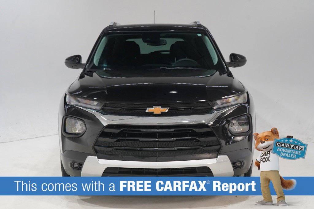 Used 2022 Chevrolet TrailBlazer LT w/ Convenience Package AWD/4WD image 2