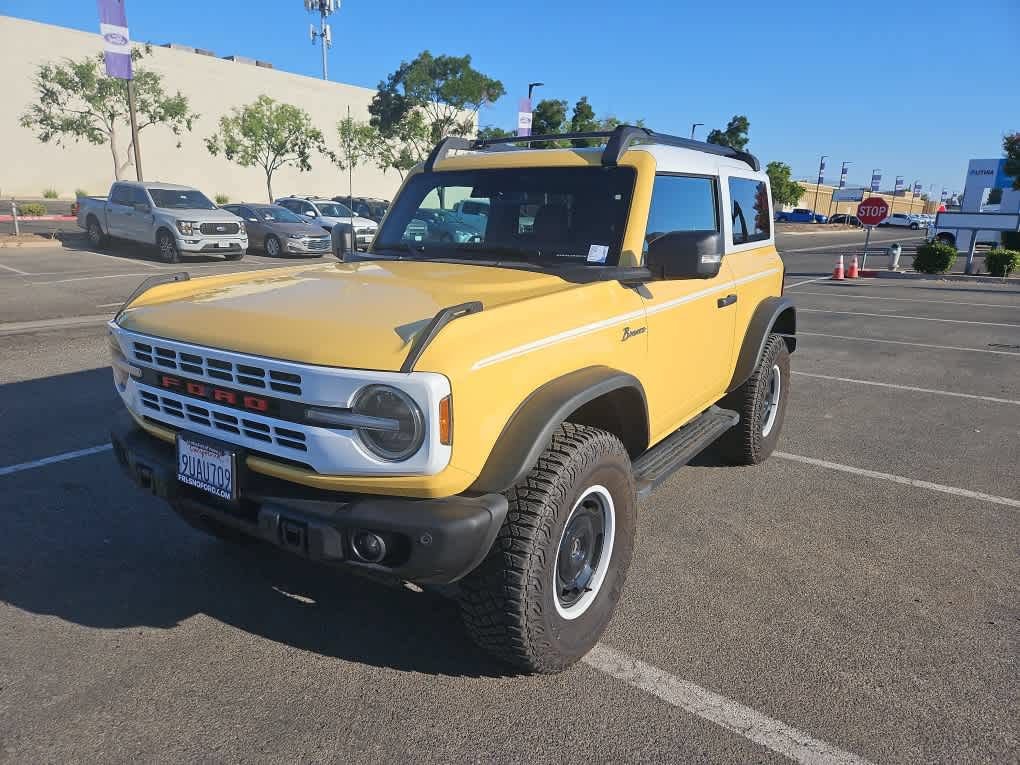 Used 2024 Ford Bronco Heritage Edition AWD/4WD image 1