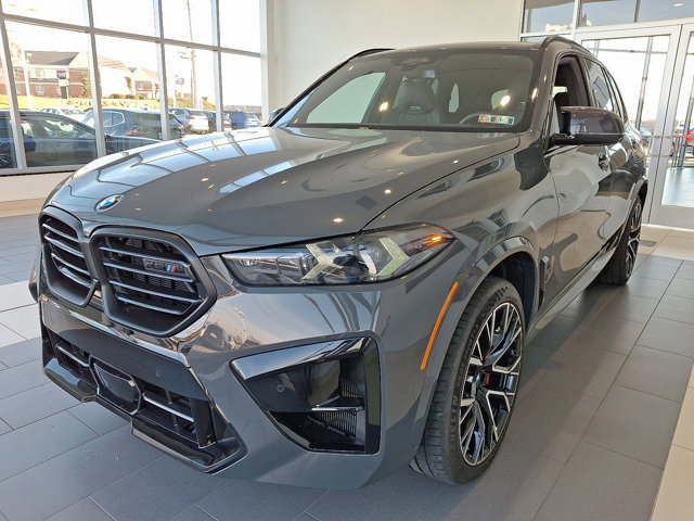 Used 2026 BMW X5 M Competition w/ Executive Package image 3