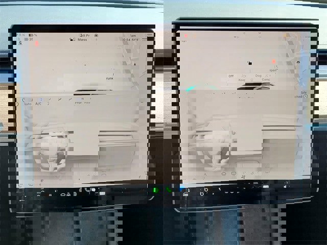 Used 2023 Tesla Model 3 Standard Range image 22