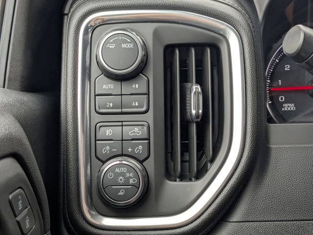 Used 2020 Chevrolet Silverado 2500 LTZ AWD/4WD image 36