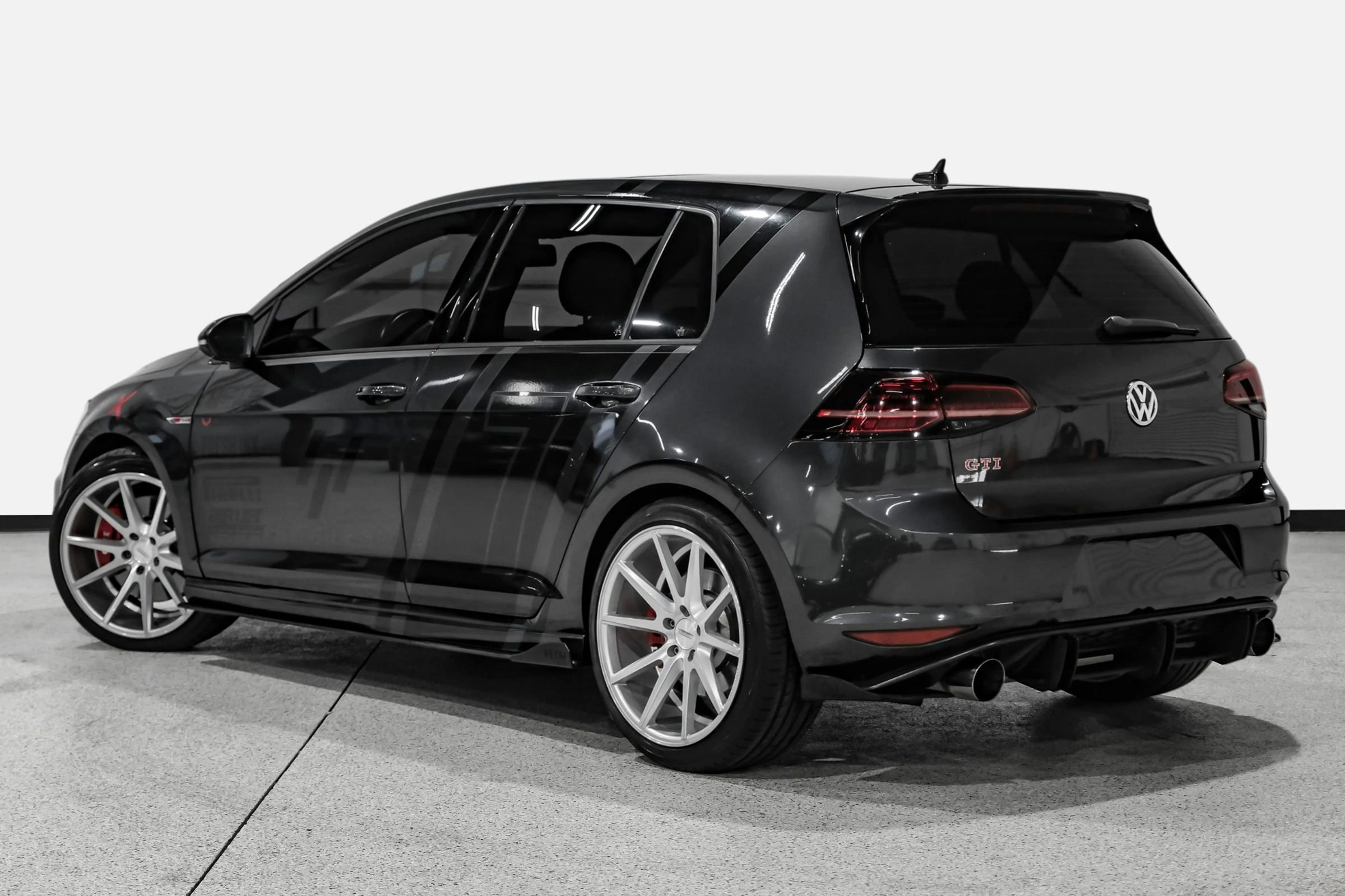 Used 2017 Volkswagen GTI Autobahn FWD image 8