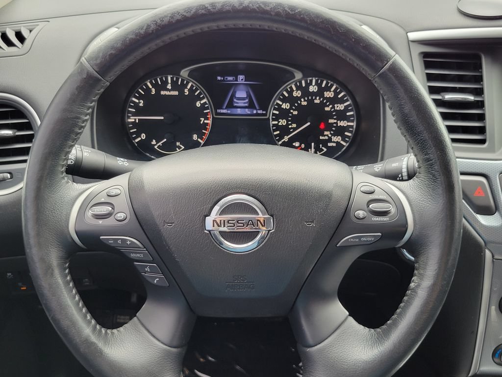 Used 2018 Nissan Pathfinder SL w/ Midnight Edition Package AWD/4WD image 12