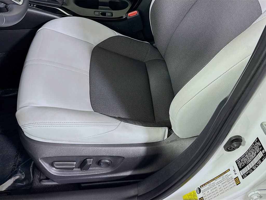 Certified 2025 Toyota Corolla XSE image 23