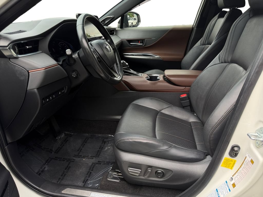 Used 2021 Toyota Venza Limited w/ Advanced Technology Package AWD/4WD image 16