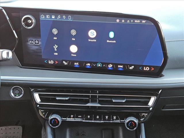 New 2026 Chevrolet Traverse LT image 12