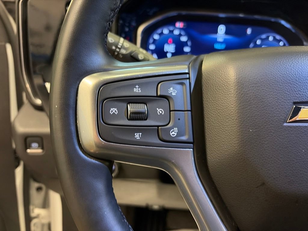 Used 2024 Chevrolet Silverado 1500 LT AWD/4WD image 24