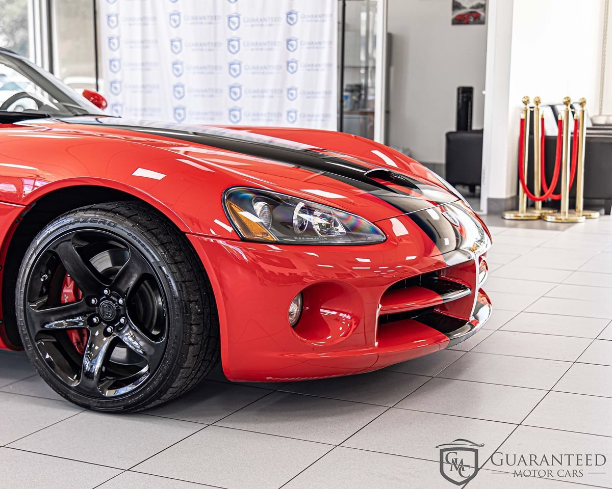 Used 2005 Dodge Viper SRT-10 RWD image 4