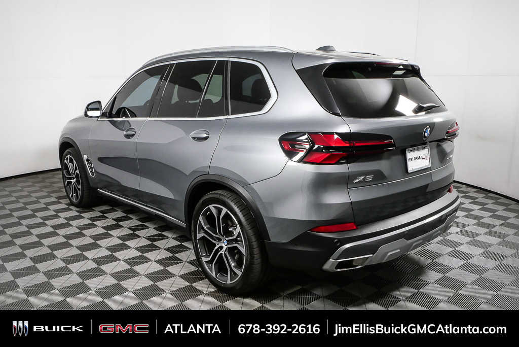 Used 2024 BMW X5 sDrive40i w/ Parking Assistance Package RWD image 25