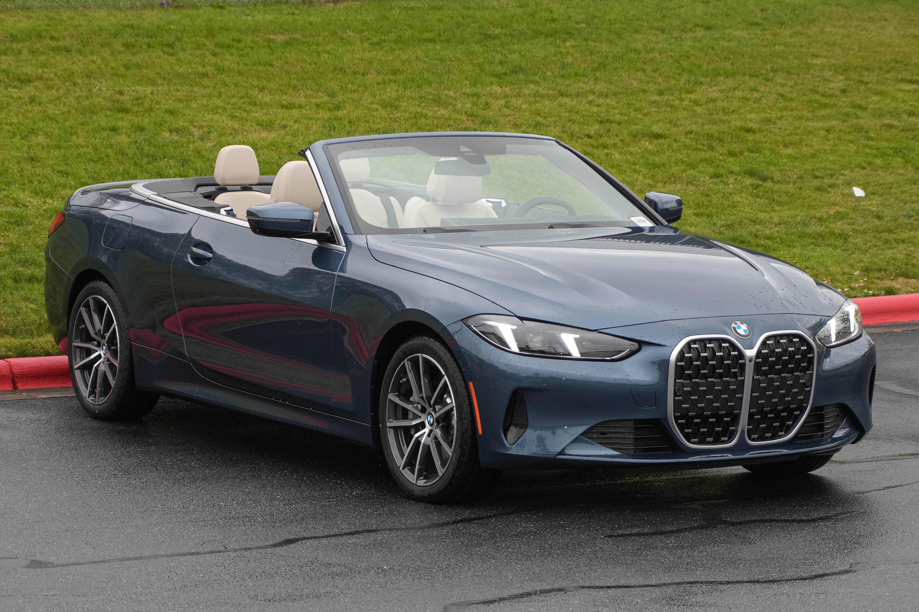 Used 2026 BMW 430i Convertible RWD image 2