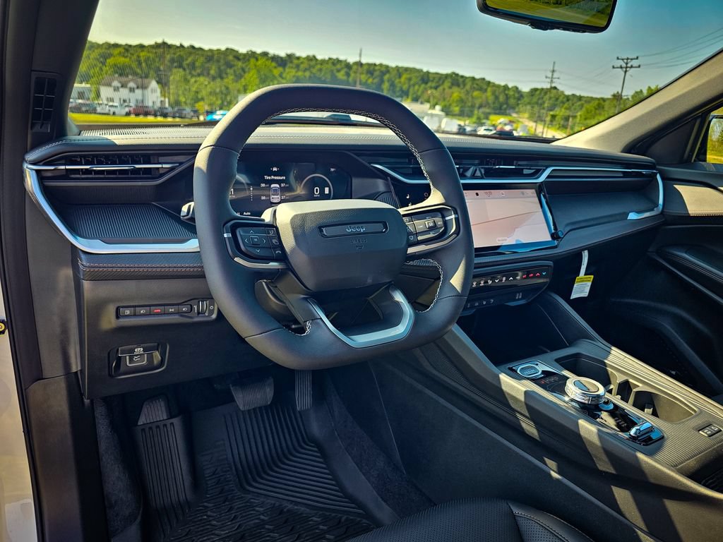 New 2026 Jeep Cherokee Overland w/ Advanced Pro Tech Group AWD/4WD image 14