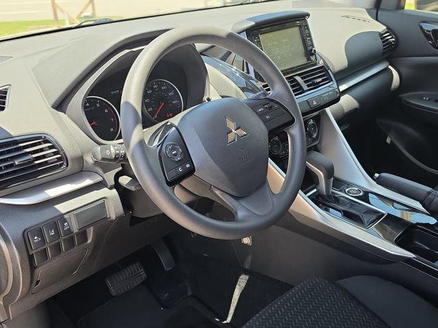 Used 2024 Mitsubishi Eclipse Cross ES AWD/4WD image 13