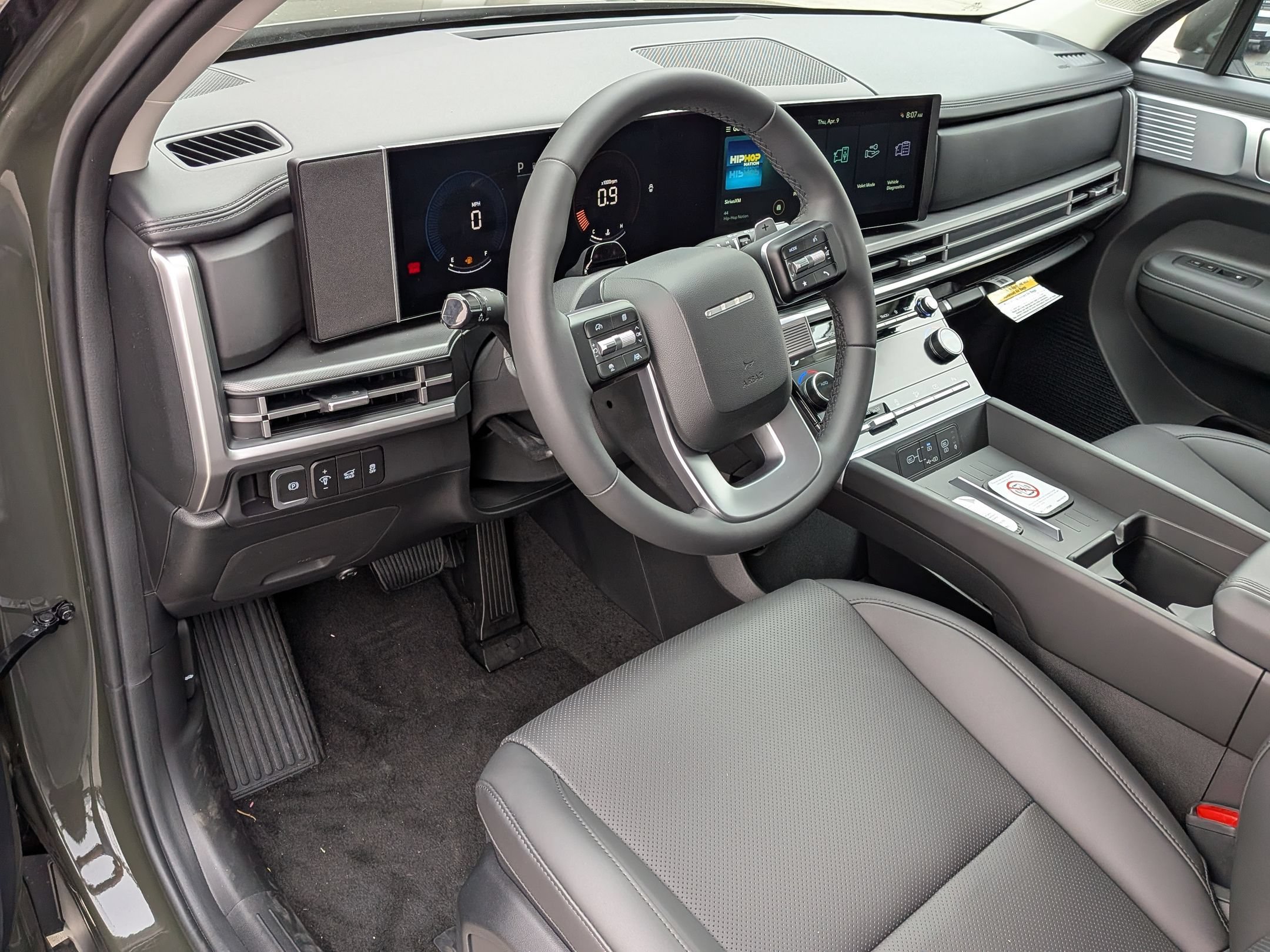 New 2026 Hyundai Santa Fe SEL FWD image 8