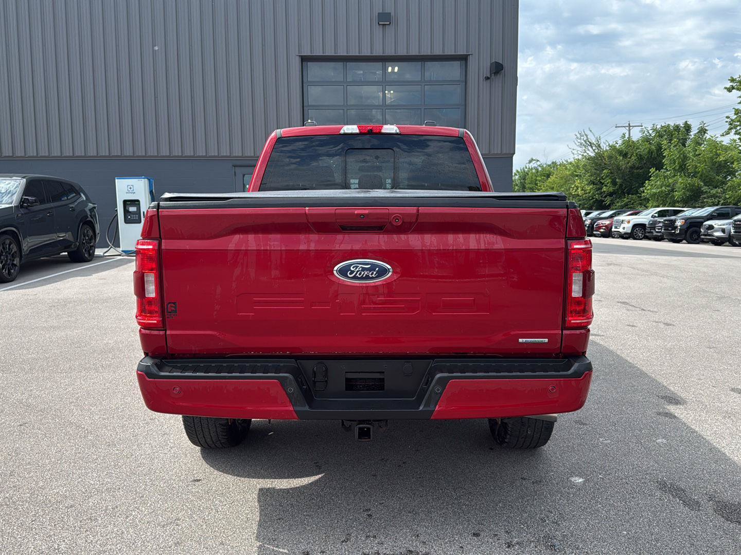 Used 2022 Ford F150 XLT w/ Equipment Group 302A High AWD/4WD image 4