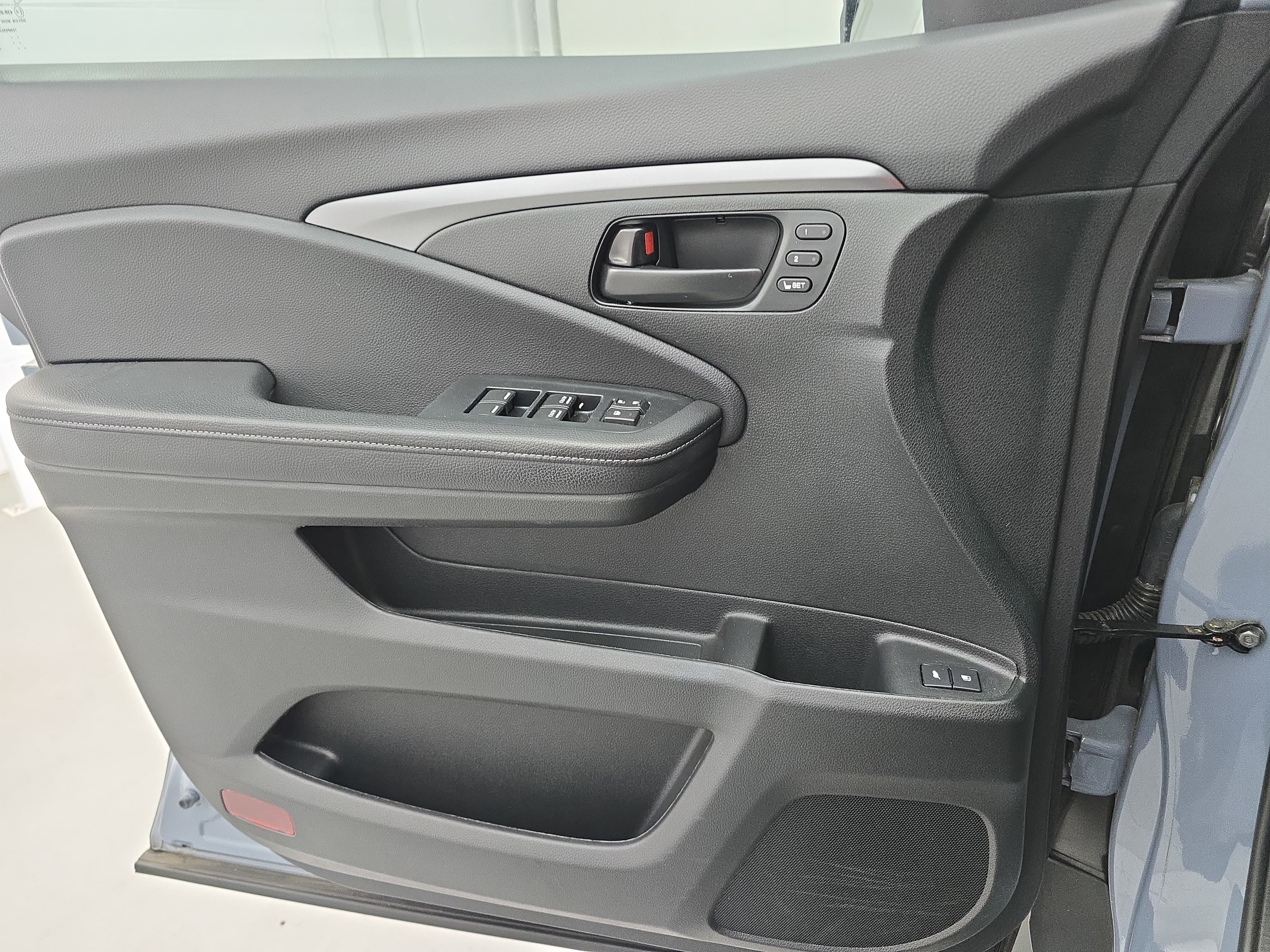 Certified 2023 Honda Passport EX-L image 27