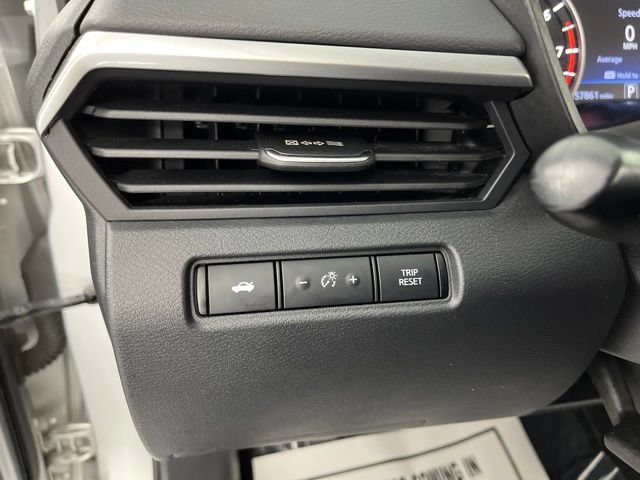 Used 2019 Nissan Altima 2.5 SR FWD image 29