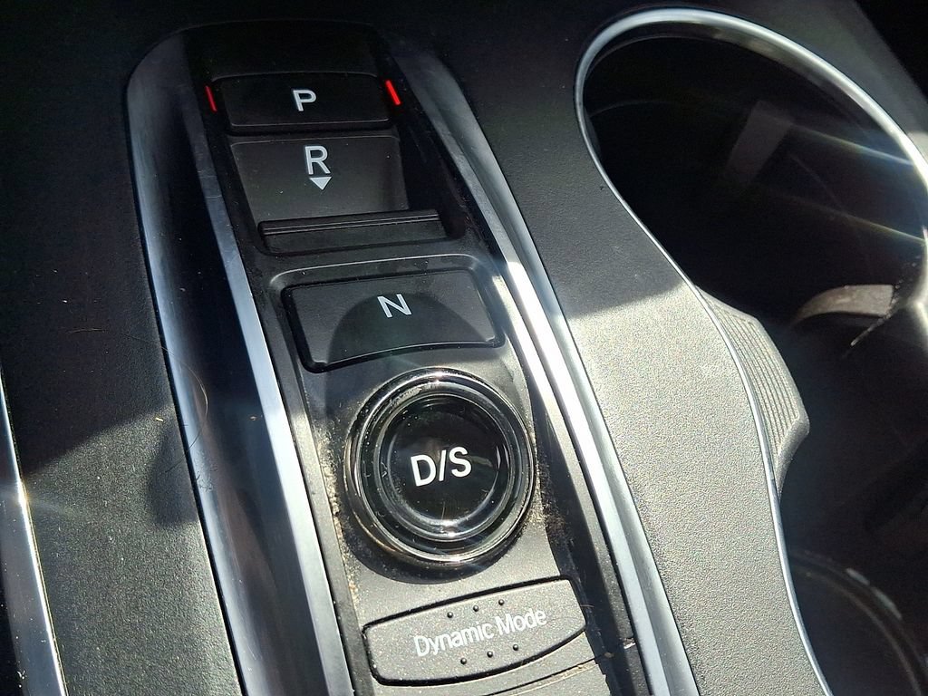 Used 2020 Acura MDX w/ Technology Package AWD/4WD image 16