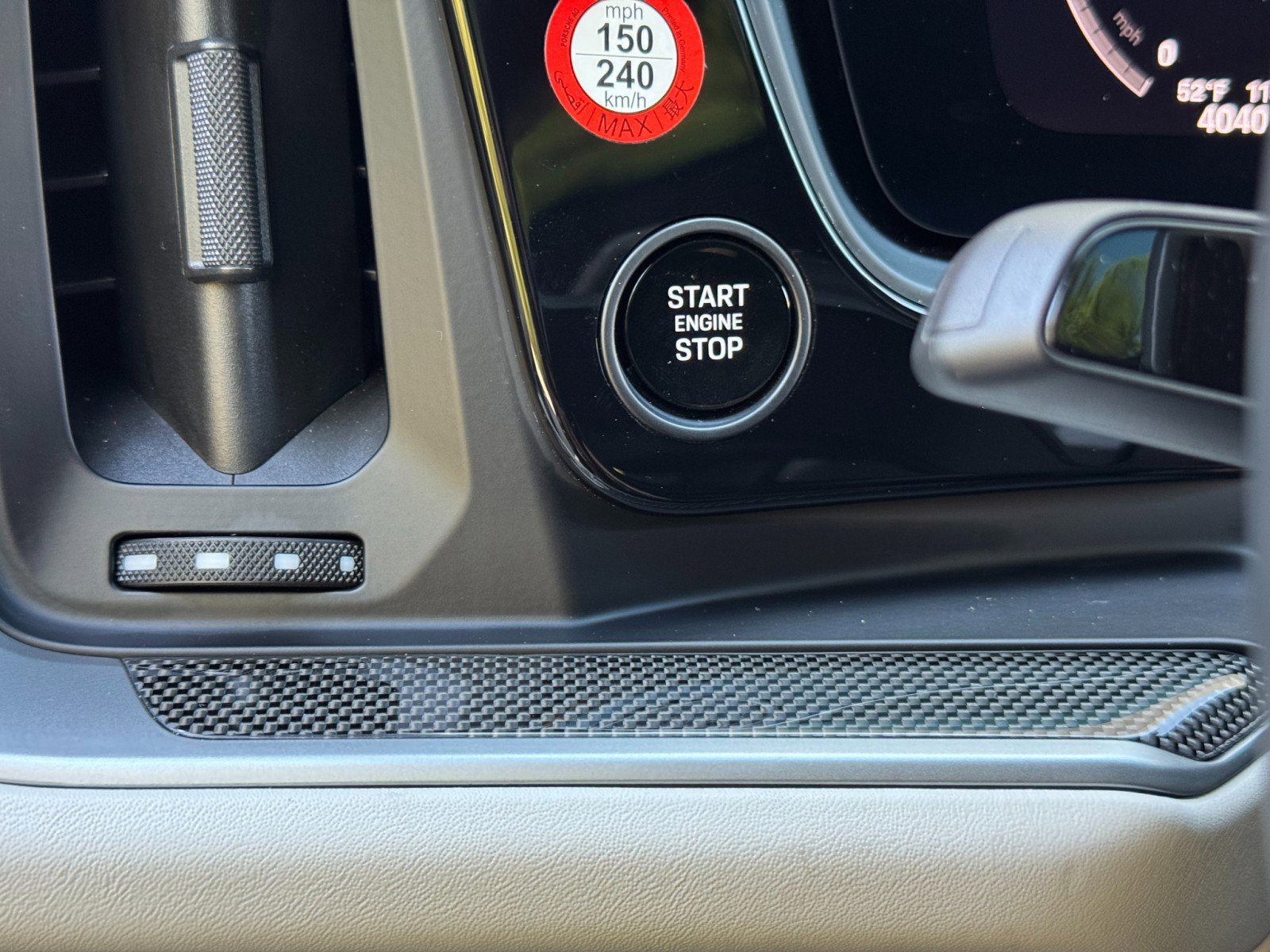 Used 2024 Porsche Cayenne Turbo AWD/4WD image 19