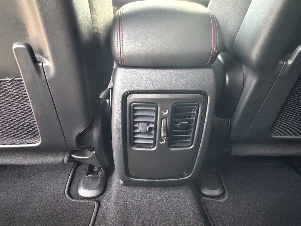 Used 2025 Dodge Durango GT w/ Blacktop Package RWD image 25