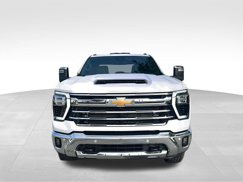 New 2026 Chevrolet Silverado 2500 LTZ w/ LTZ Plus Package AWD/4WD image 9