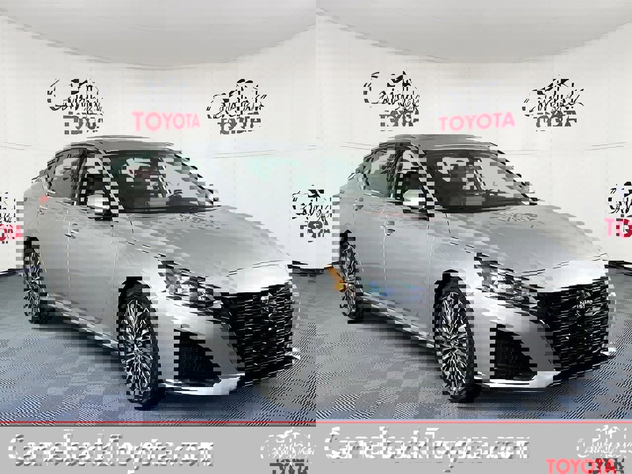 Used 2023 Nissan Altima 2.5 SL image 1