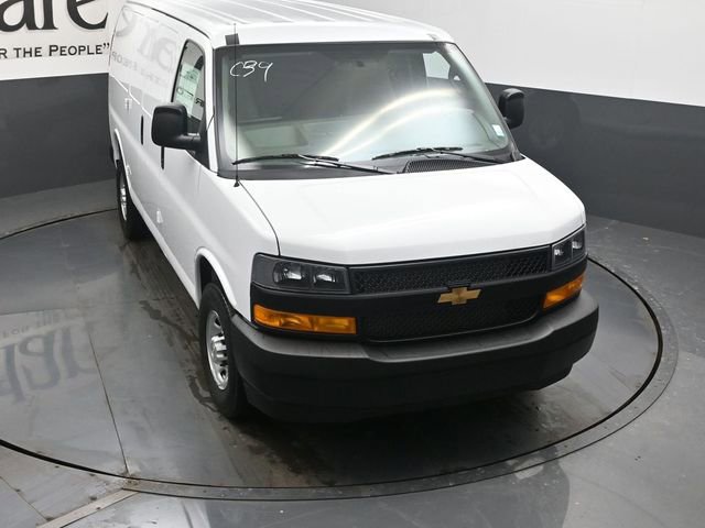 New 2026 Chevrolet Express 2500 image 25