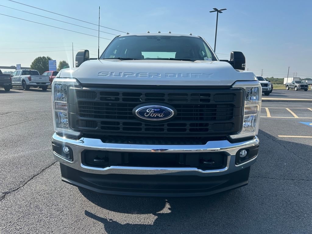 New 2026 Ford F250 XL image 3