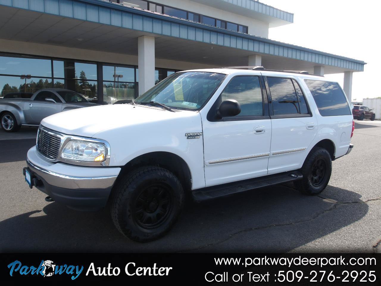 Used 2000 Ford Expedition XLT AWD/4WD image 1
