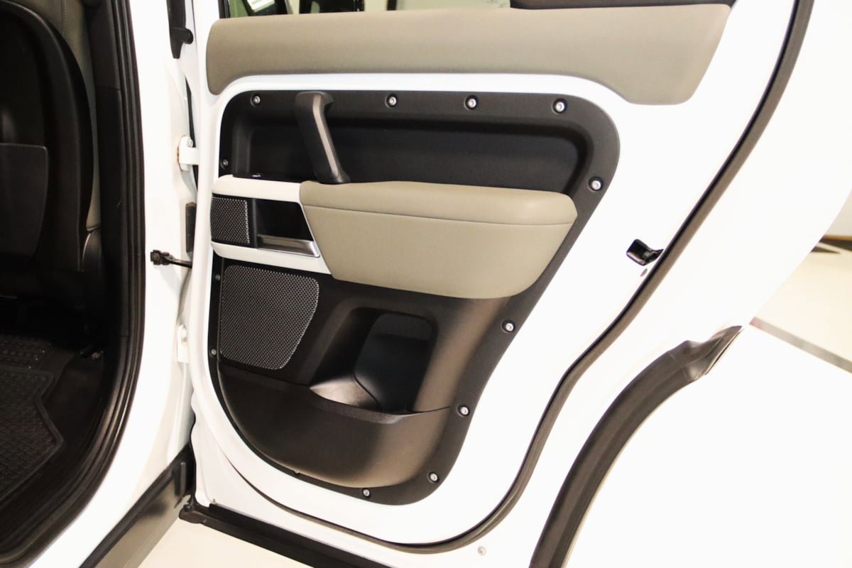 Used 2020 Land Rover Defender 110 SE AWD/4WD image 61