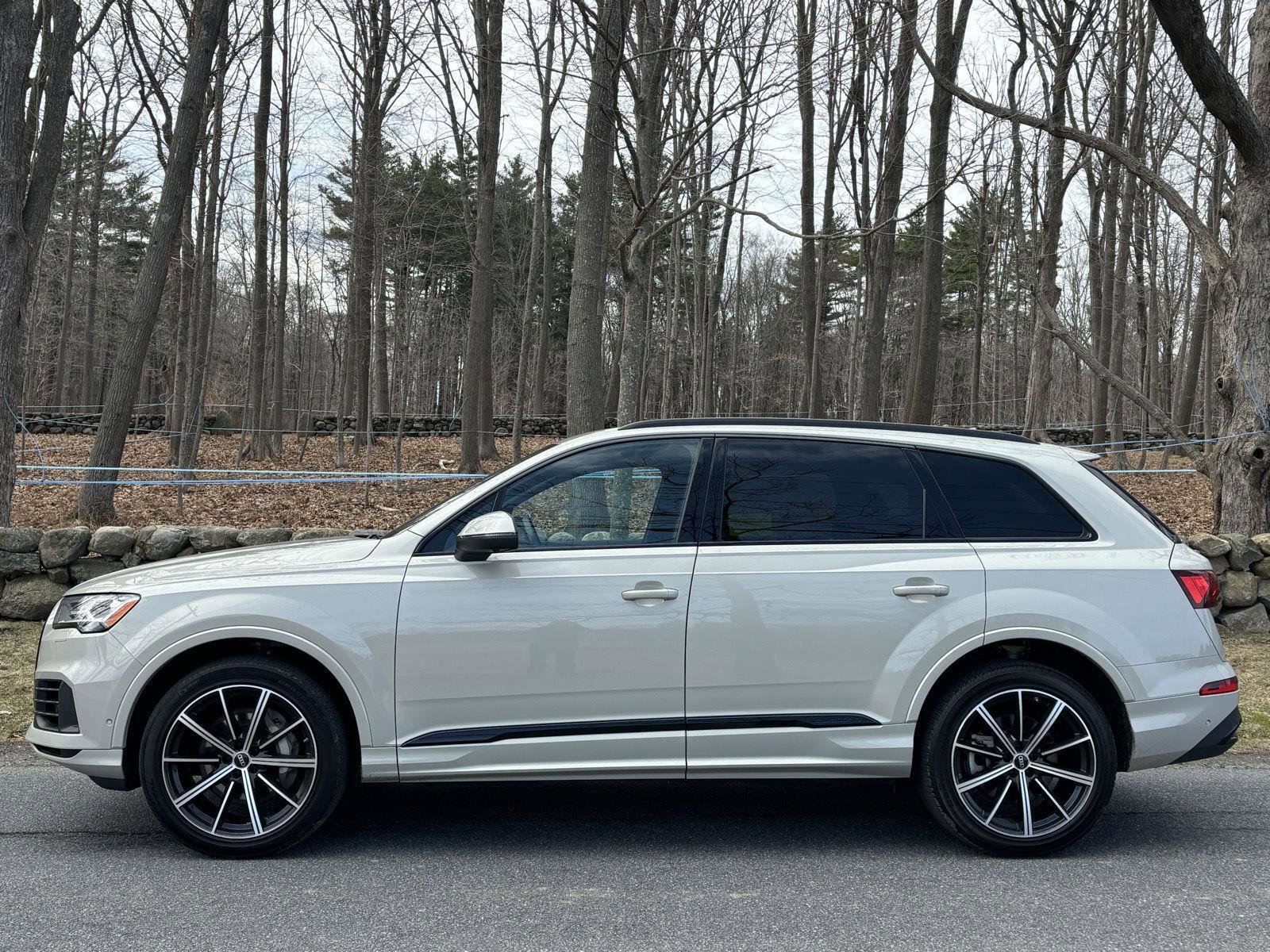 Used 2023 Audi Q7 3.0T Premium Plus w/ Premium Plus Package AWD/4WD image 13