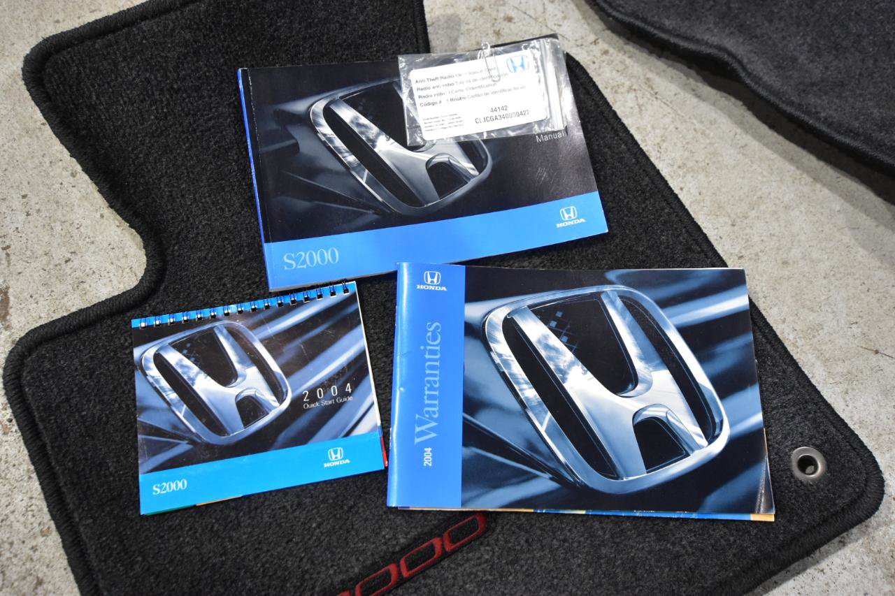 Used 2004 Honda S2000 image 42