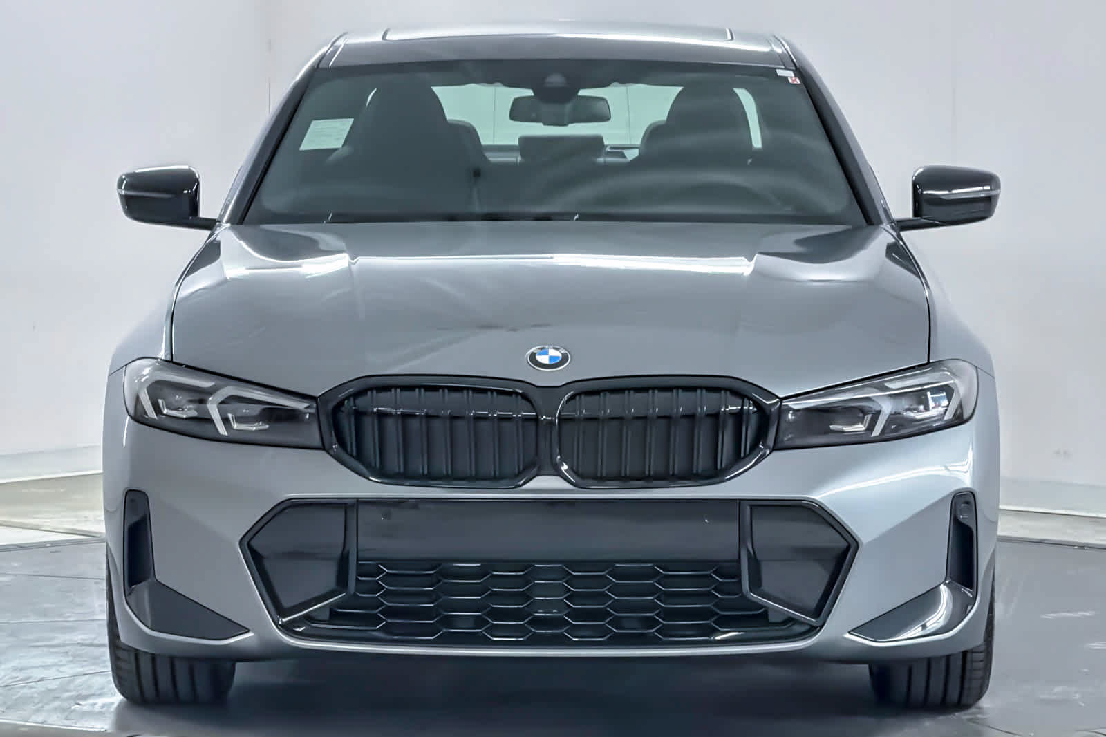 New 2026 BMW 330i xDrive Sedan w/ M Sport Package AWD/4WD image 10