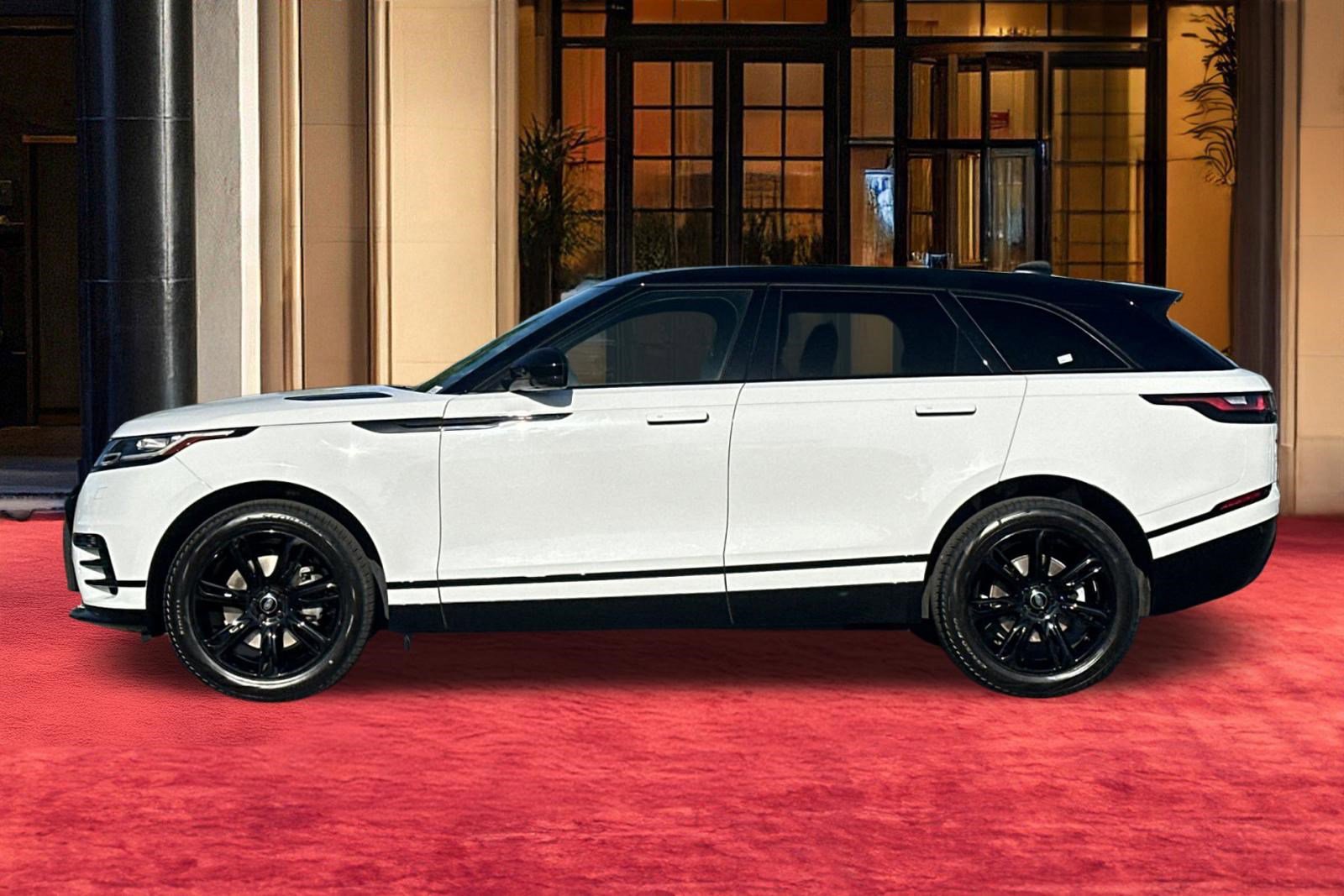 Certified 2022 Land Rover Range Rover Velar R-Dynamic S AWD/4WD image 2