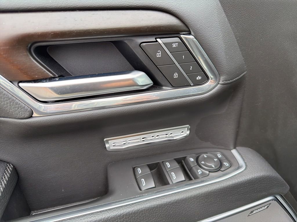 Used 2025 GMC Sierra 1500 Denali w/ Denali Reserve Package image 21