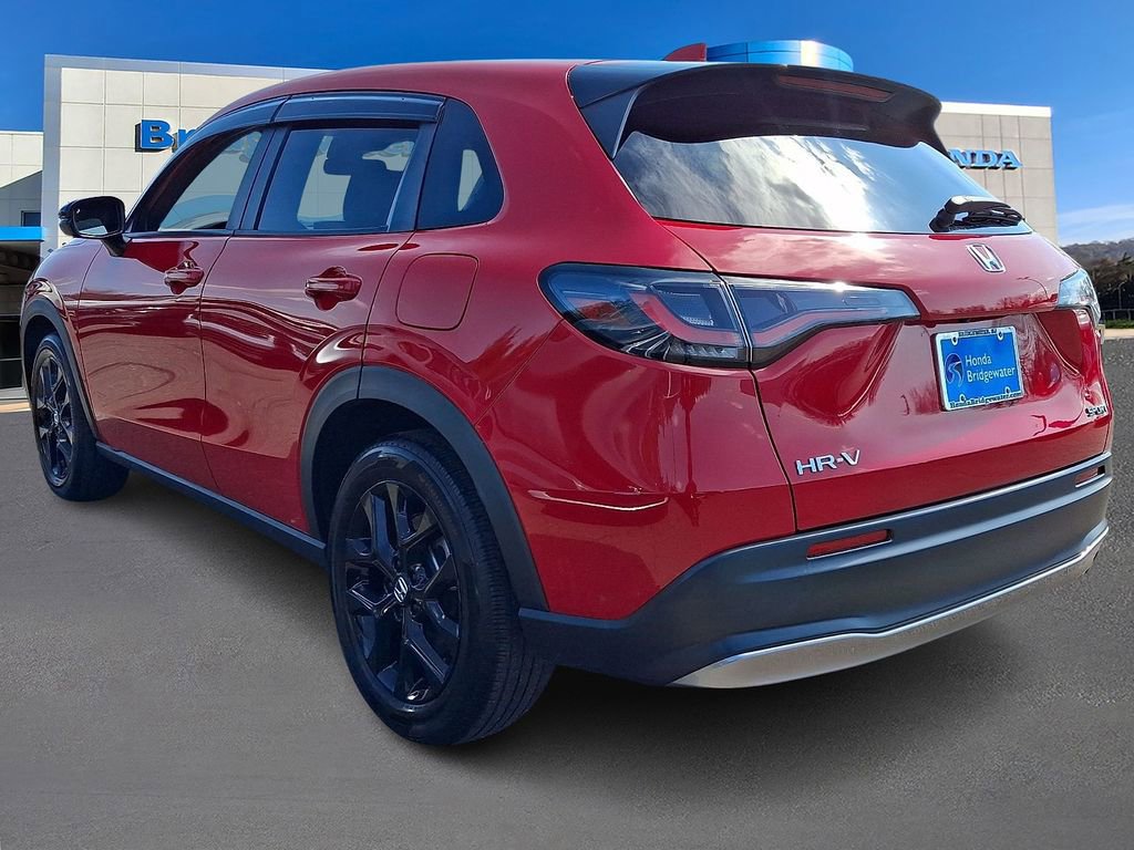 Used 2023 Honda HR-V Sport image 4