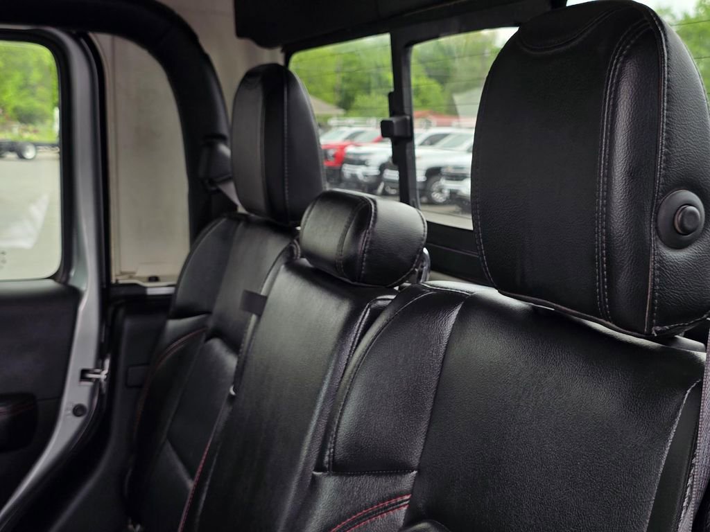 Used 2021 Jeep Gladiator Rubicon AWD/4WD image 29