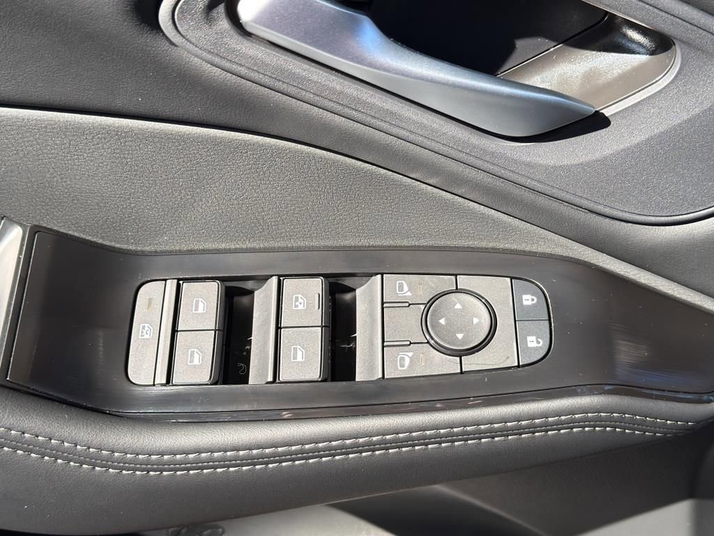 New 2026 Nissan Rogue SV w/ Cold Weather Package image 18